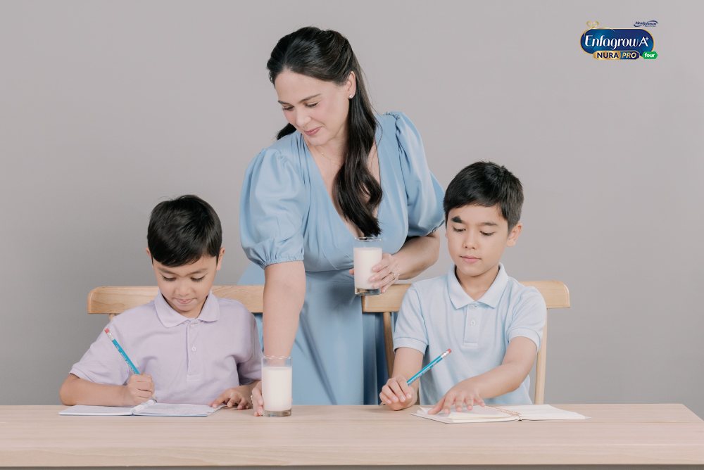 Kristine Hermosa Giving Enfagrow Milk to Her Kids